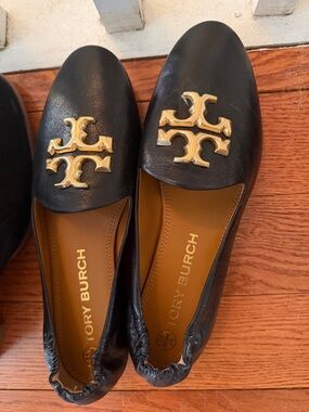Tory Burch Black Leather Loafers with Gold Logo